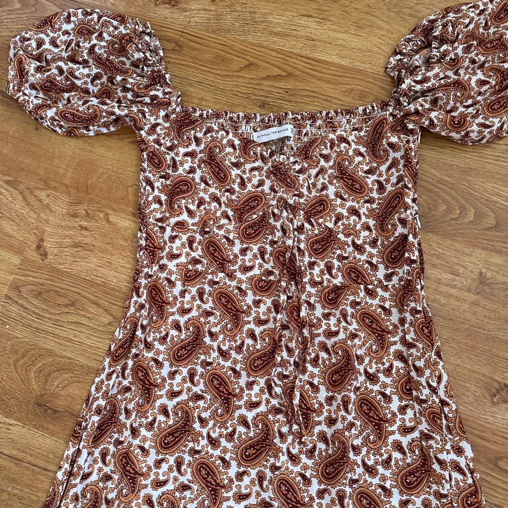 Faithfull the Brand Juniper Midi Dress Sable Paisley US 8 - Picture 3 of 16